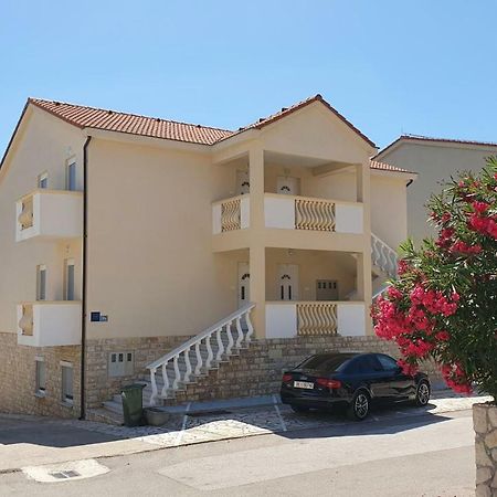 Apartments Mislav Novalja Kültér fotó