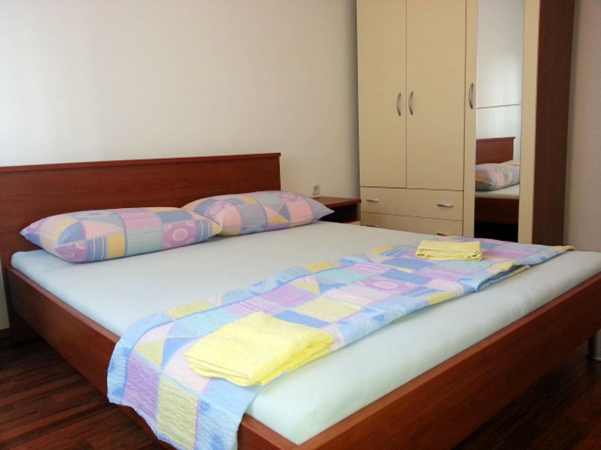 Apartments Mislav Novalja Kültér fotó