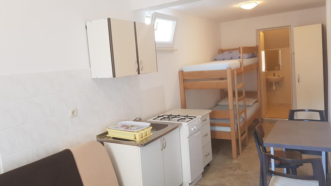 Apartments Mislav Novalja Kültér fotó