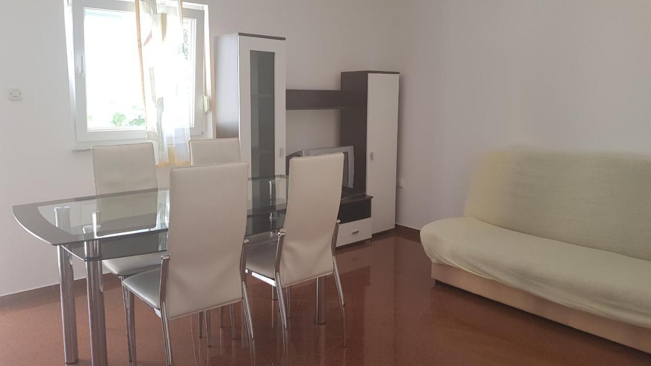 Apartments Mislav Novalja Kültér fotó