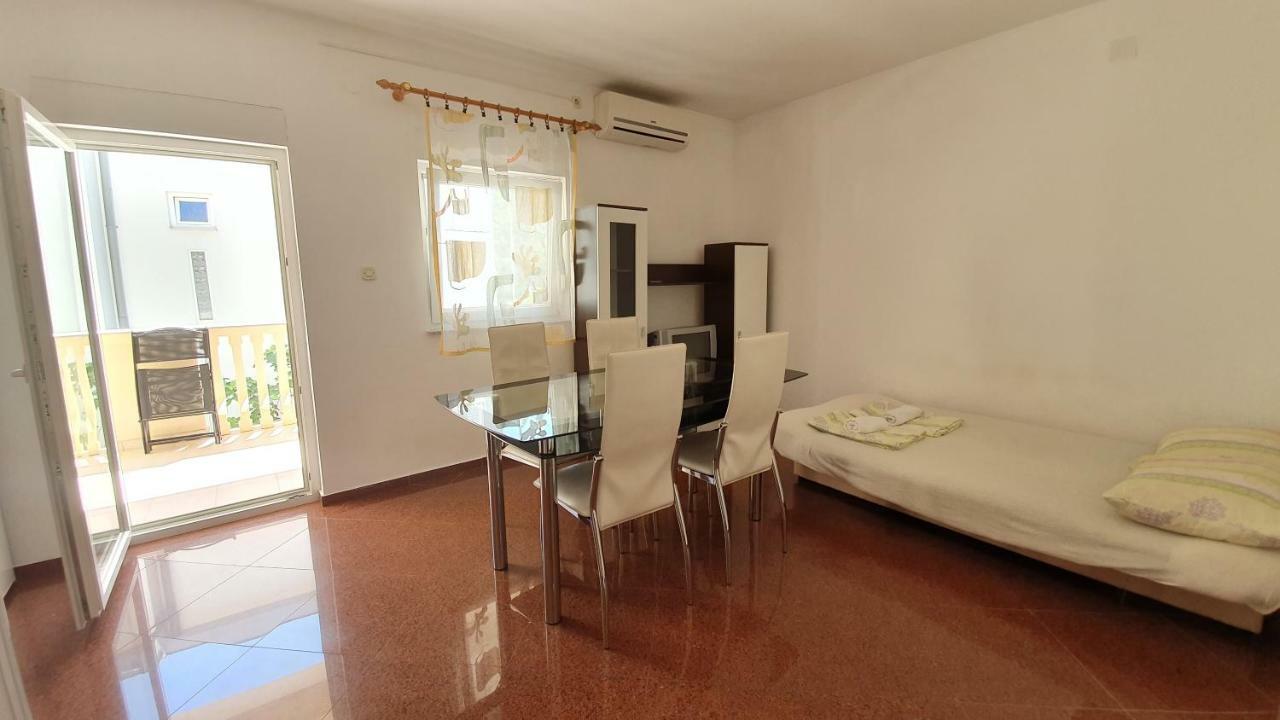 Apartments Mislav Novalja Kültér fotó
