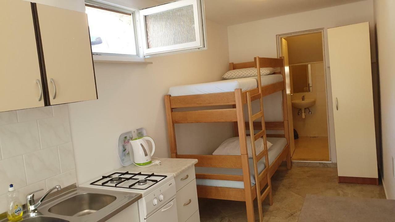 Apartments Mislav Novalja Kültér fotó