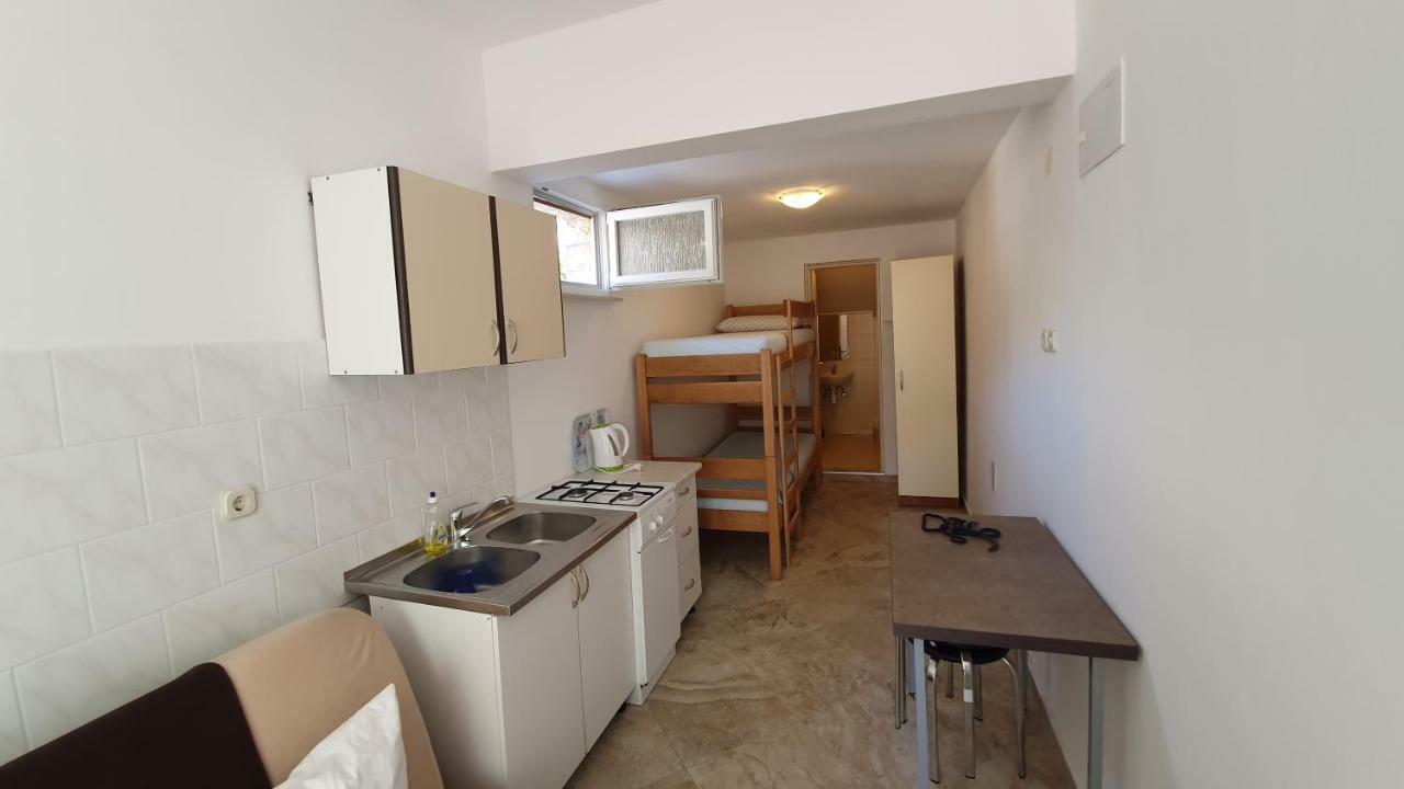Apartments Mislav Novalja Kültér fotó