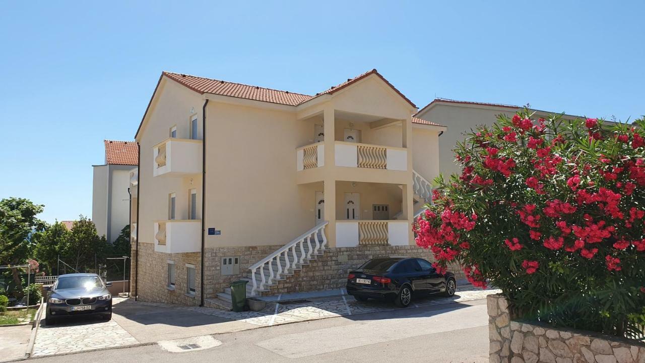 Apartments Mislav Novalja Kültér fotó
